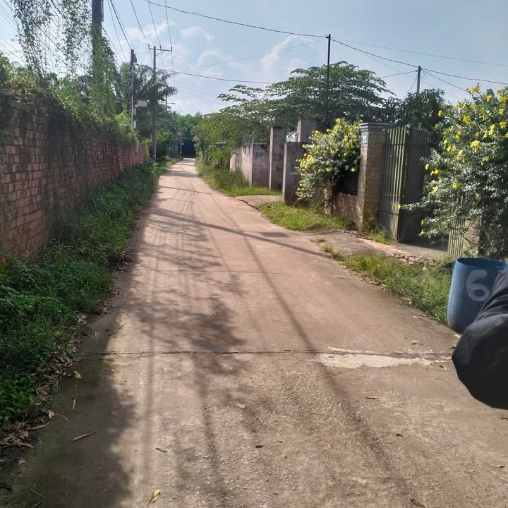 Đất nền Xuân Hiệp 1400m² giá 1.4 tỷ - Đường bê tông thông thoáng!