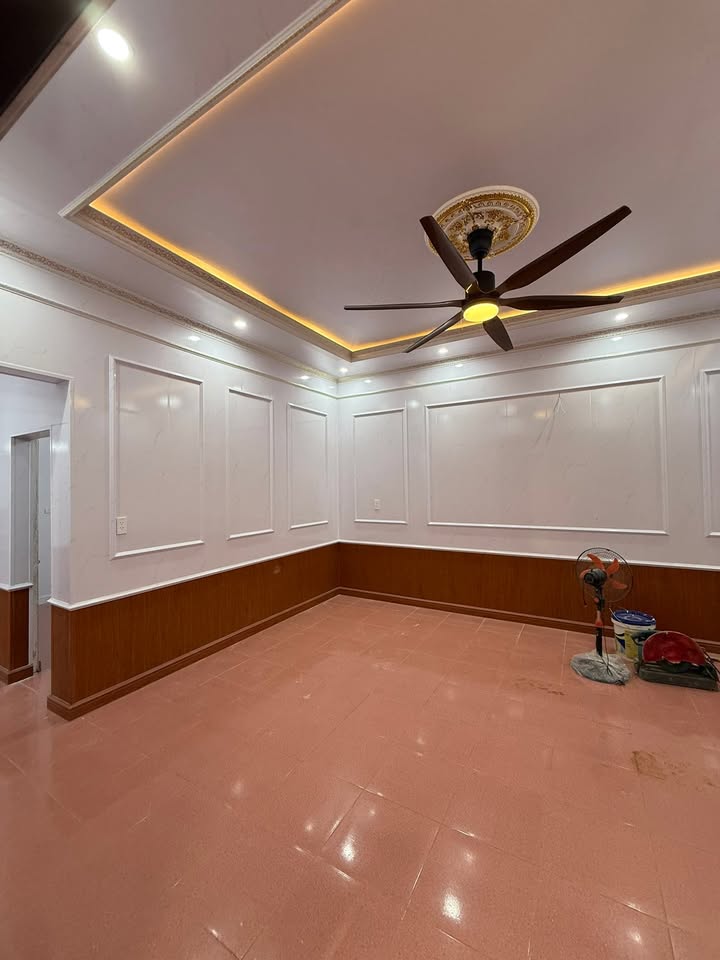 Nhà cấp 4 Hưng Bình Vinh 135m² giá 3 tỷ - Cơ hội sở hữu đất trung tâm!