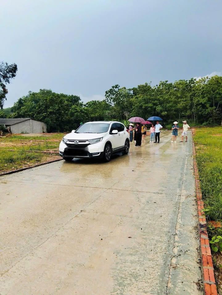 Đất nền lô góc Phú Sơn - Ba Vì 300m² giá 1.1 tỷ - Tiềm năng sinh lời cao!