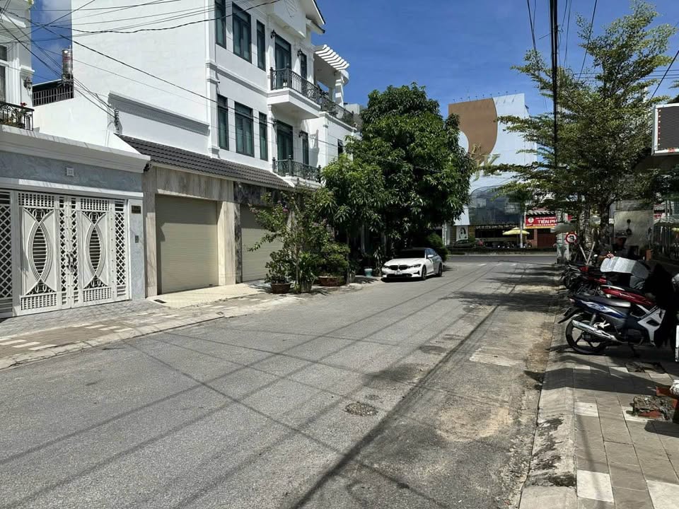 Nhà nguyên căn mặt bằng kinh doanh Hùng Vương 110m² giá 8 triệu - Vị trí đắc địa cạnh Lotte Mart