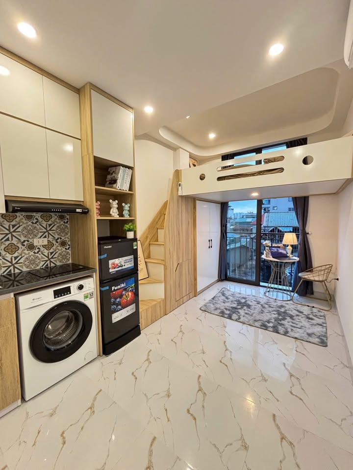 Cho thuê CCMN tại ngõ 378 Lê Duẩn, Đống Đa - Full nội thất, giá thỏa thuận!