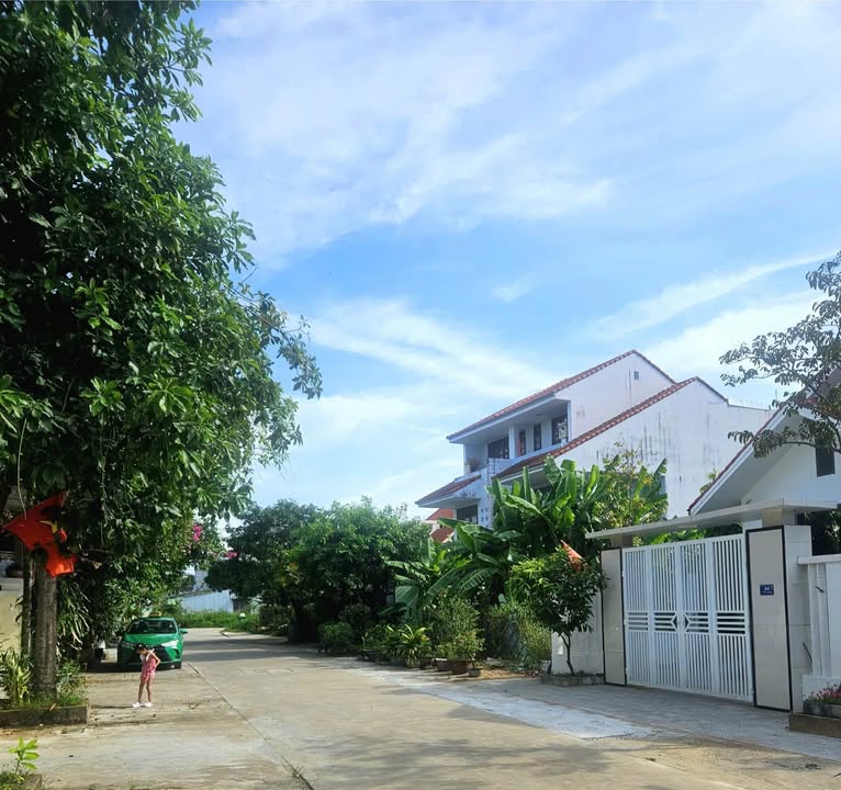 Đất mặt tiền đường Pha 5, Phú Thượng, 100m² giá 2.8 tỷ - Tiềm năng đầu tư lớn!