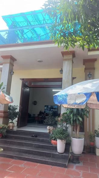 Biệt thự 2 tầng Quang Hanh 200m² giá 4.6 tỷ - Sẵn sàng vào ở ngay!