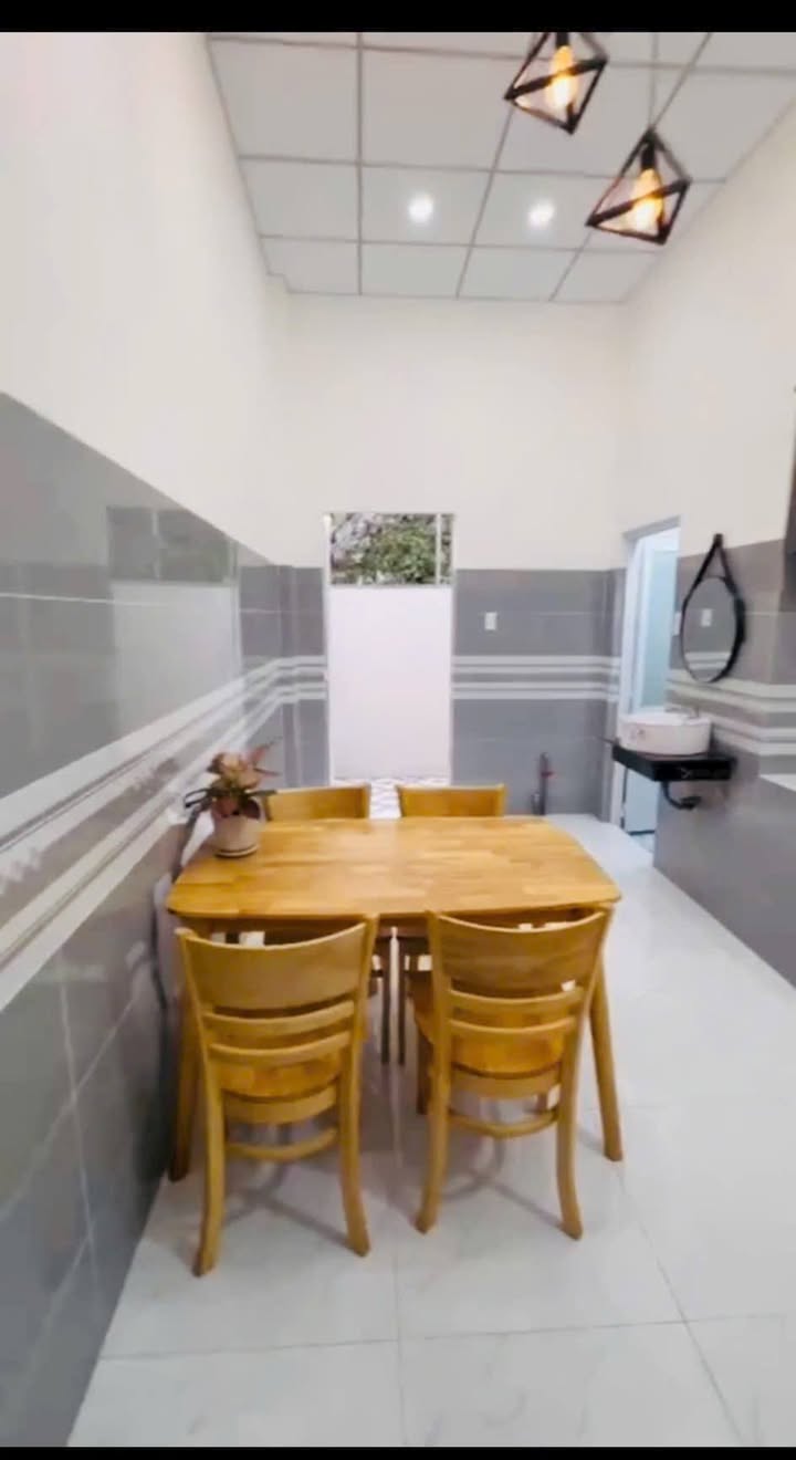 Nhà phố Ninh Hiệp 94m² giá 1.9 tỷ - Sẵn sàng vào ở ngay!