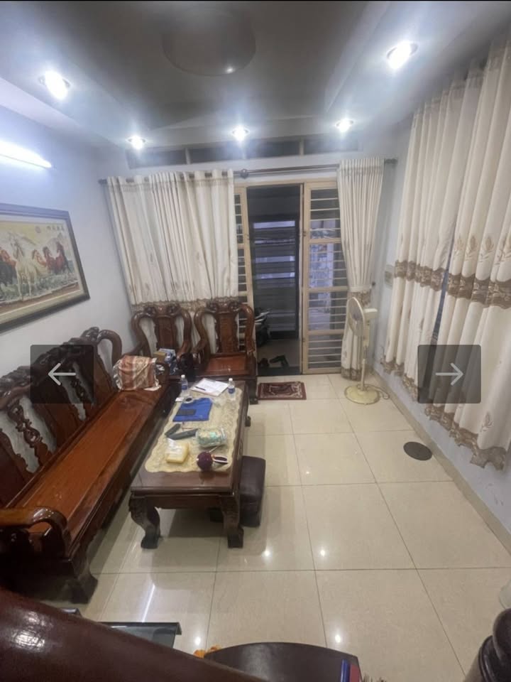 Nhà bán Lê Hồng Phong, quận 5, 37.4m², giá 6.8 tỷ - Đầu tư sinh lời tối ưu!