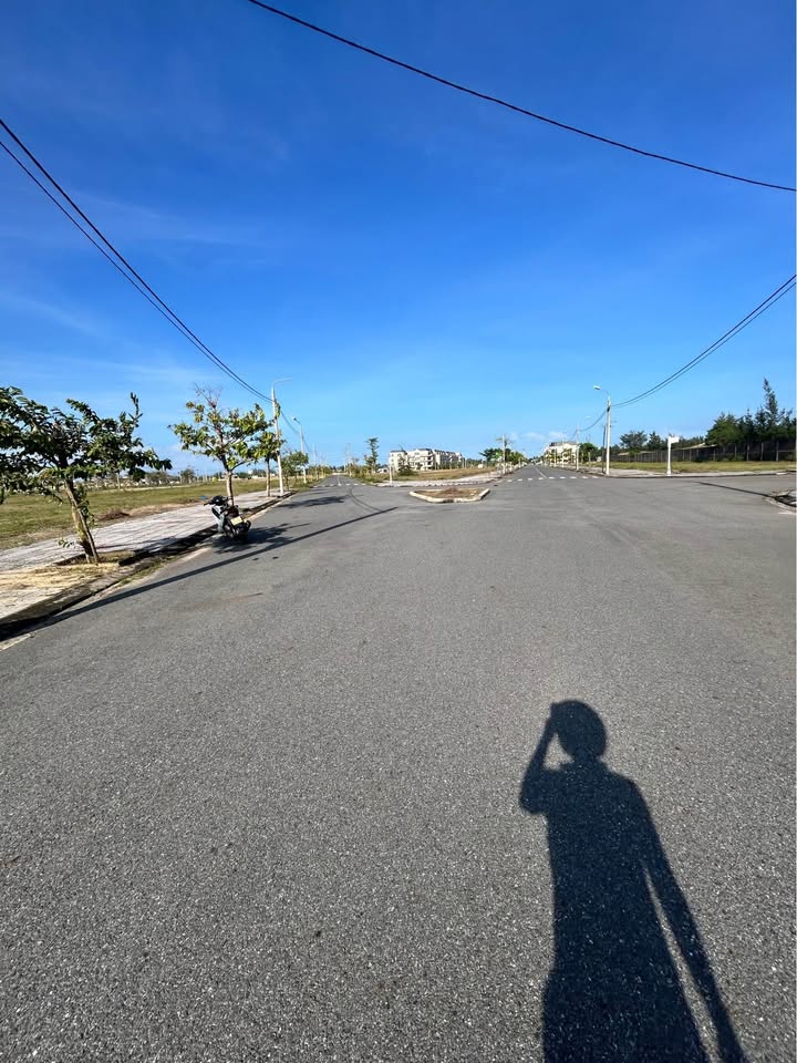 Đất nền Khu đô thị Ngọc Dương Riverside mở rộng 100m² - Hướng Nam, giá thỏa thuận hấp dẫn!