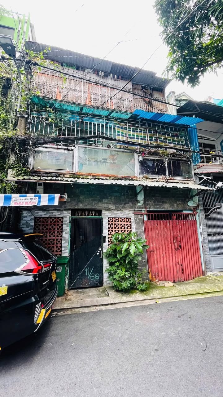 Nhà riêng Tân Phú 106m² giá 12 tỷ - Đầu tư sinh lời với 24 phòng trọ cho thuê!