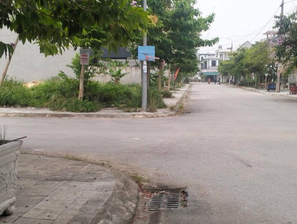 Đất nền mặt tiền Lê Hồng Thịnh, Quảng Xương 200m² - Phù hợp mở quán cà phê, biệt thự!