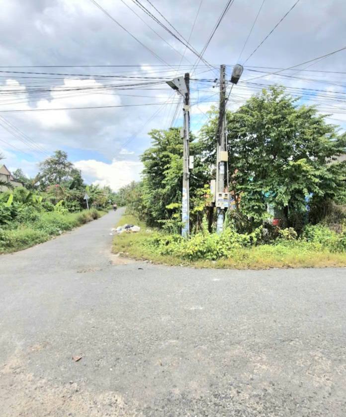 Đất 2 mặt tiền khu vực Long Hoa, Hòa Thành, Tây Ninh 125m² - Vị trí đẹp, giá chỉ 175 triệu!