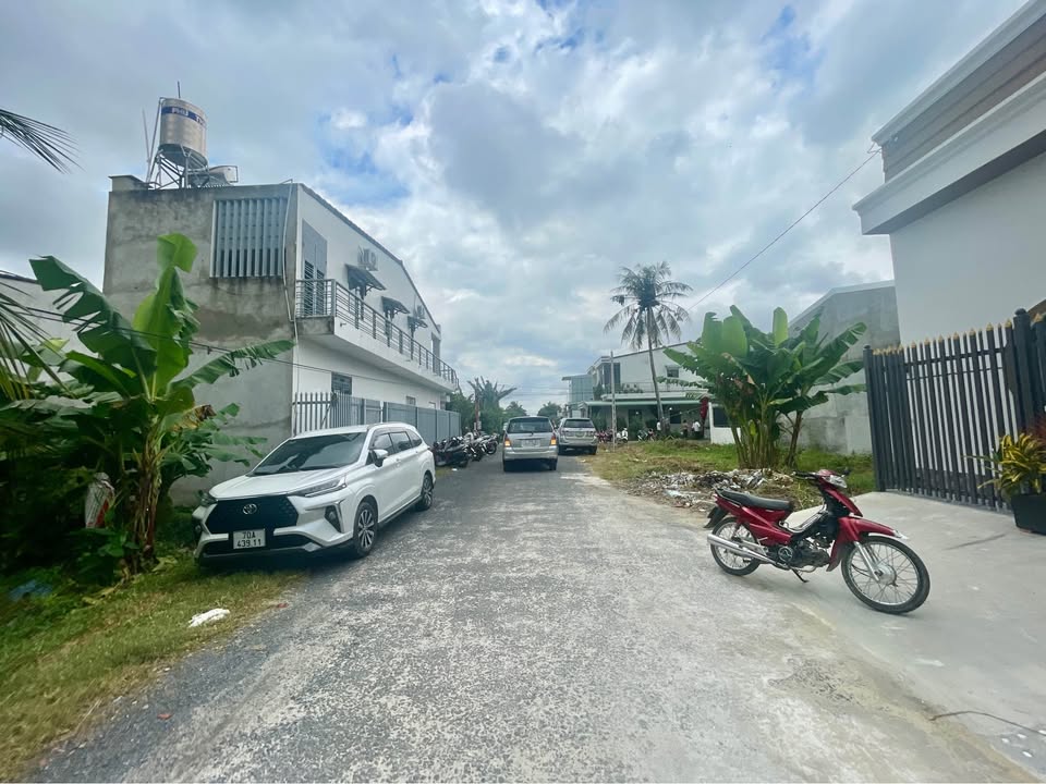 Nhà riêng tại đường Trần Phú, phường Long Hoa, 85m² giá 1.15 tỷ - Nhà mới đẹp, sẵn sàng vào ở!