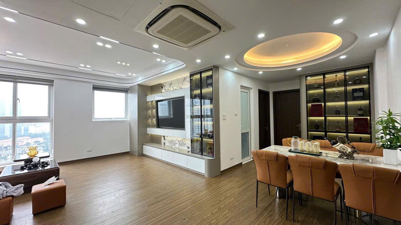 Căn hộ chung cư Trung Kính, Yên Hòa, Cầu Giấy 100m² - Full nội thất cao cấp, sẵn sàng vào ở!