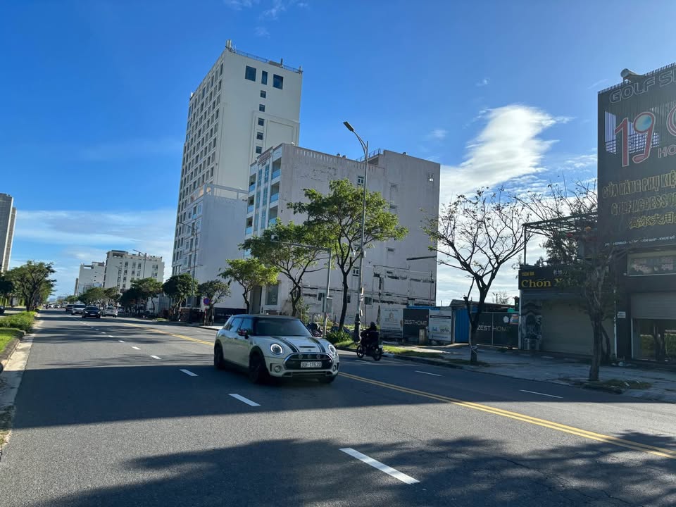 FrontHouse mặt tiền Võ Nguyên Giáp 156.5m² giá 25 tỷ - Tiềm năng kinh doanh lớn!