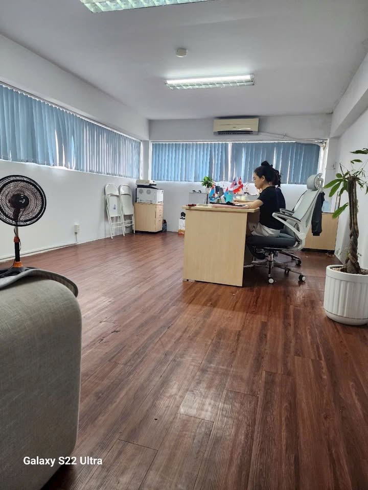 Văn phòng cho thuê Tòa Nhà Nam Phương - 30m² giá 6 triệu, tiện ích đầy đủ!