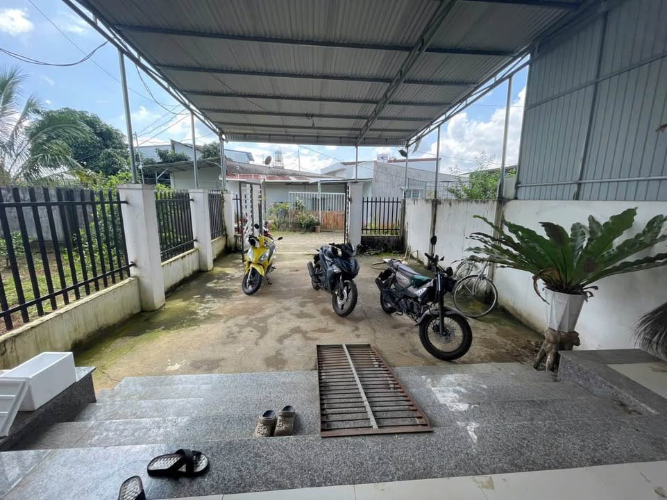 Nhà hẻm Trần Hưng Đạo, Bảo Lộc 283m² giá 1.9 tỷ - Sân đỗ ô tô tiện lợi!