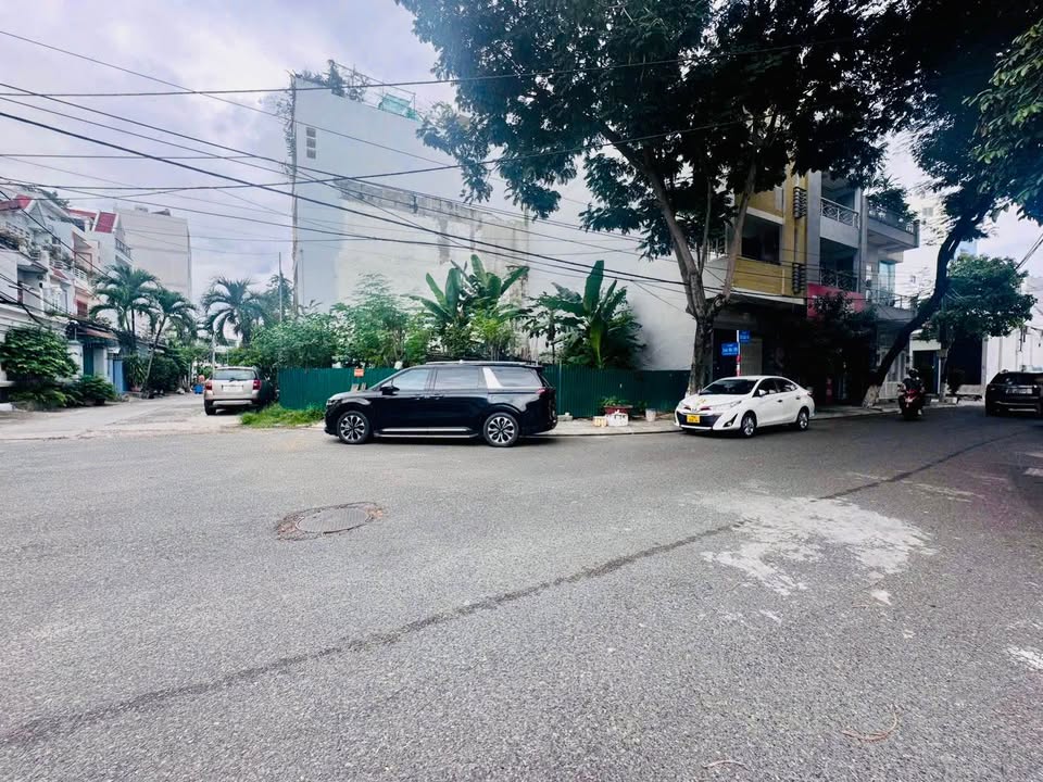 Bán lô đất góc 2 mặt tiền Dương Quảng Hàm, Nha Trang 133.9m² - Đầu tư sinh lời ngay!