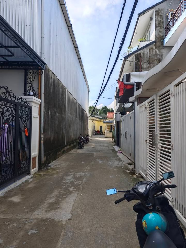 Bán nhà 2 tầng Lương Văn Can, TP Huế 135m² - Sổ hồng chính chủ, ô tô vào tận nơi!