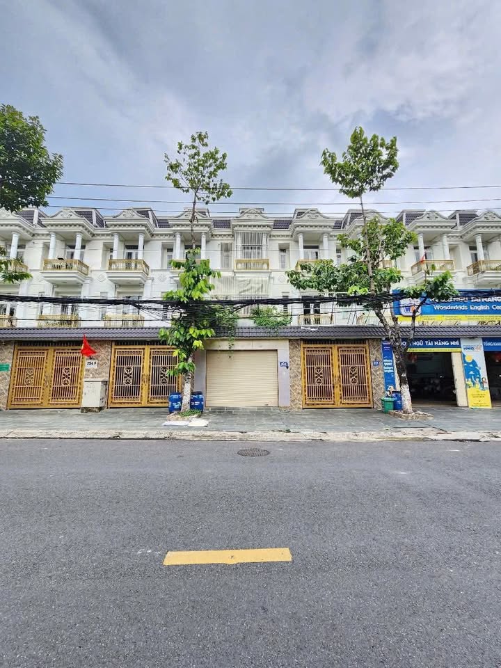 Nhà cho thuê mặt tiền đường Võ Thị Sáu, Dĩ An 80m² - Tiện làm văn phòng, spa!