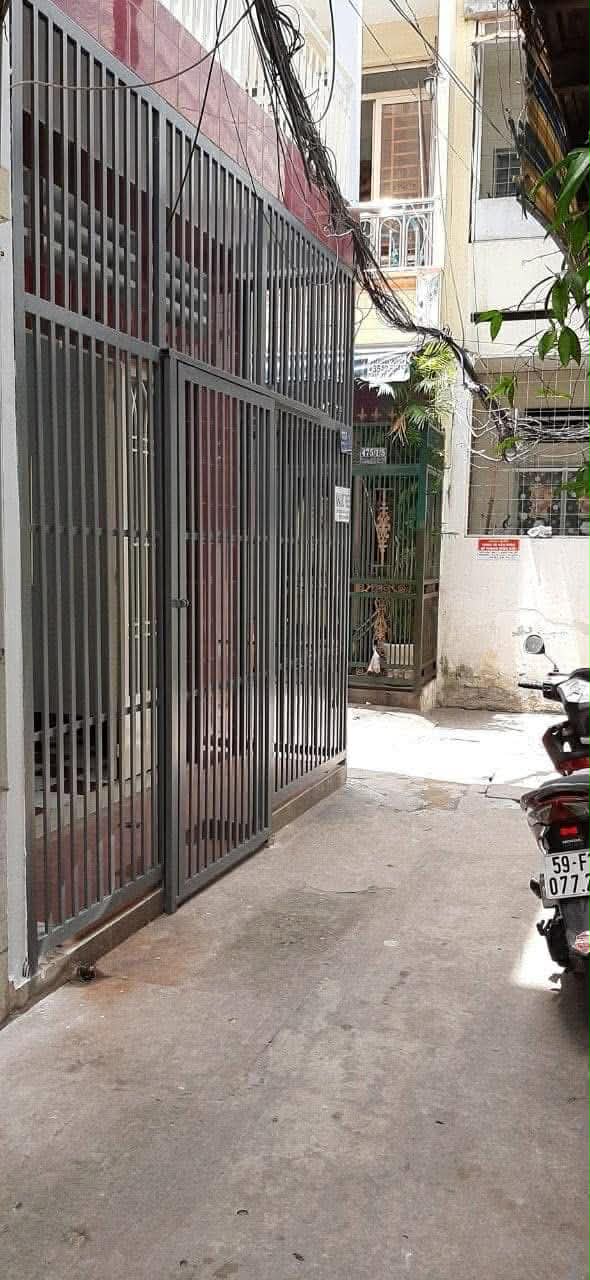 Nhà nguyên căn tại Hẻm 475 CMT8, Quận 10 - 32m² giá 12 triệu/tháng - Cho thuê lâu dài!