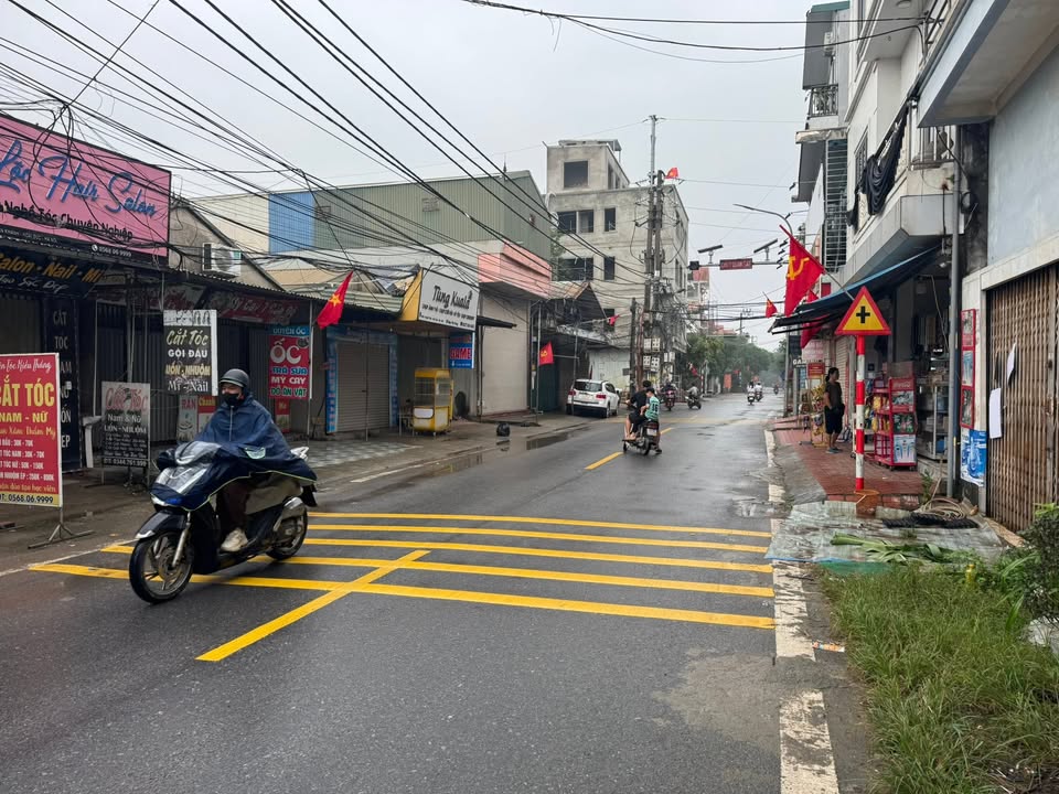 Xưởng cho thuê 420m² mặt đường Quyết Tiến - An Khánh - Giá chỉ 21 triệu/tháng