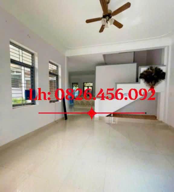 Nhà 2 tầng TDC Tân Phú Đồng Xoài 242m² - Khu vực thuận tiện, giá thỏa thuận!