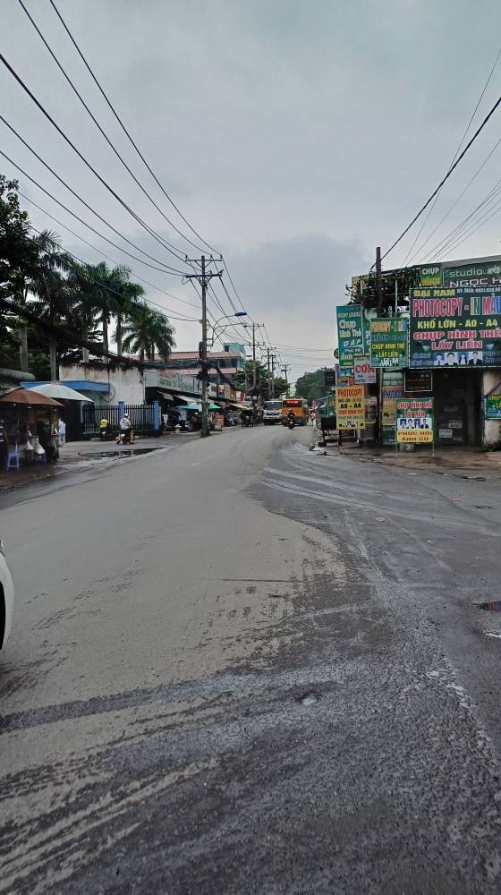 Nhà 2 tầng Đình Phong Phú Q9 100m² giá 4.8 tỷ - Nhà còn mới, sổ hồng chính chủ!