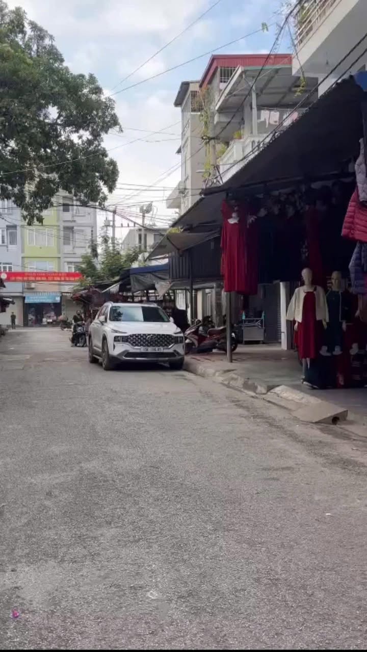 Nhà mặt đường Cầu Cáp, Hải Phòng 25m² giá chỉ 2,98 tỷ - Đầu tư sinh lời ngay!