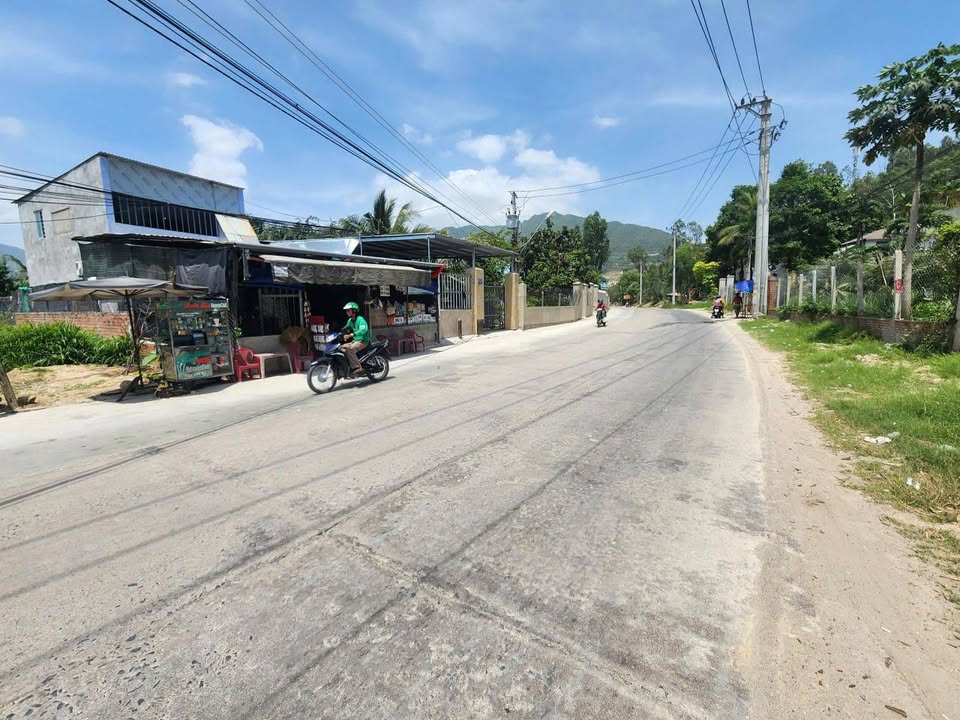 Đất nền Vĩnh Thái Nha Trang 246,9m² giá 9 tỷ 258 triệu - Cơ hội đầu tư sinh lời cao!