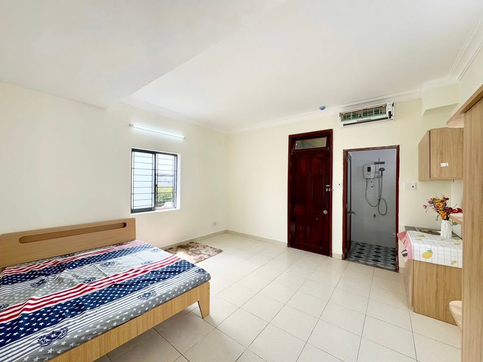 Phòng cho thuê đường Tân Kỳ Tân Quý, Tân Phú giá chỉ 4 triệu - Tiện nghi đầy đủ, an ninh 24/7!