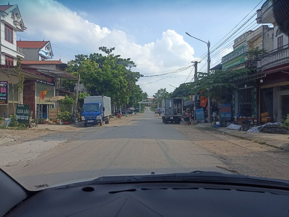 Đất hai mặt tiền đường 261 Hồng Tiến, Phổ Yên 170m² giá 2 tỷ - Cơ hội đầu tư hấp dẫn!