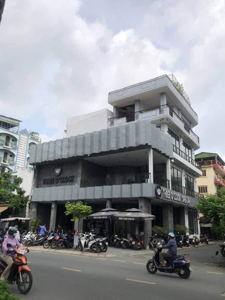 Bán nhà góc 3 mặt tiền Lữ Gia, Quận 11 - Diện tích 223m², Giá 150 tỷ!