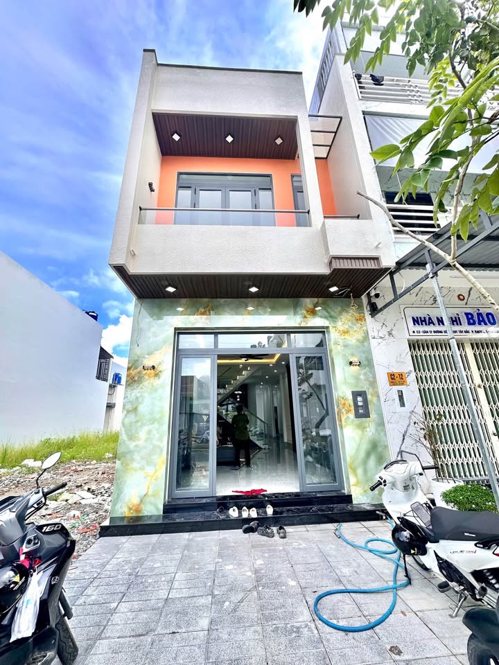 Nhà mới hoàn thiện lô C2 đường Số 2 - 90m² giá 3.45 tỷ - Vị trí đẹp, tiện ích đầy đủ!