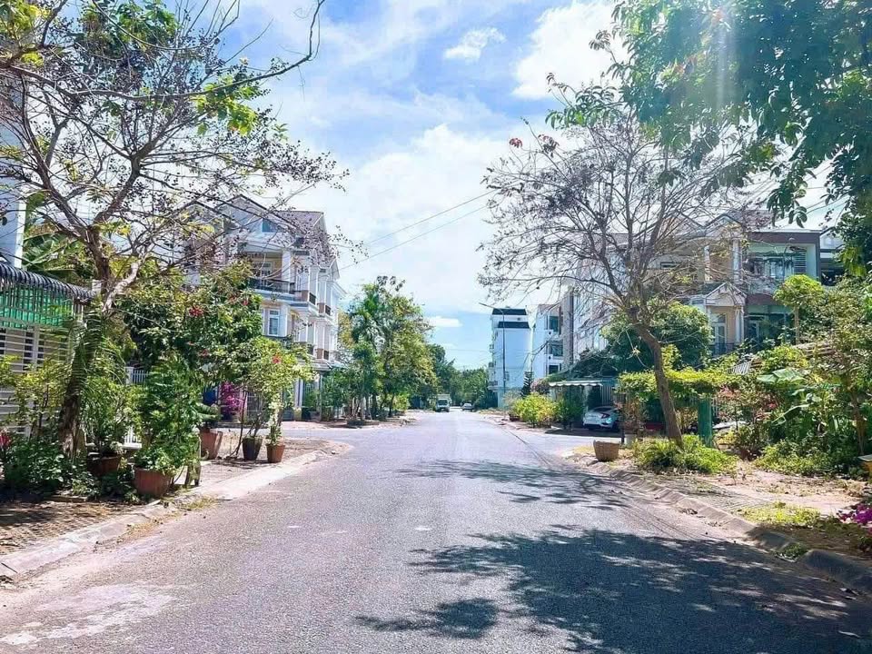 Đất nền KDC Nam Long 1, Hưng Thạnh, Cái Răng, 114m² giá 4.3 tỷ - Sổ hồng chính chủ!