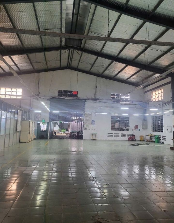 Kho xưởng cho thuê mặt tiền Chiêu Liêu, Dĩ An 1000m² - Tiện nghi đầy đủ, giá chỉ 75 triệu/tháng!