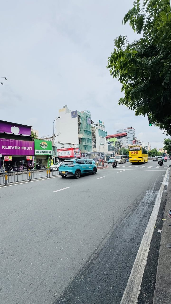 FrontHouse Lý Thái Tổ Quận 10, 72m² giá 27 tỷ - Đầu tư sinh lời ngay!