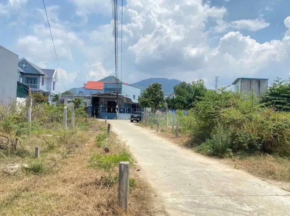 Lô đất thổ cư Thôn Trung - Vĩnh Phương 97m² giá 1.45 tỷ - Pháp lý rõ ràng!