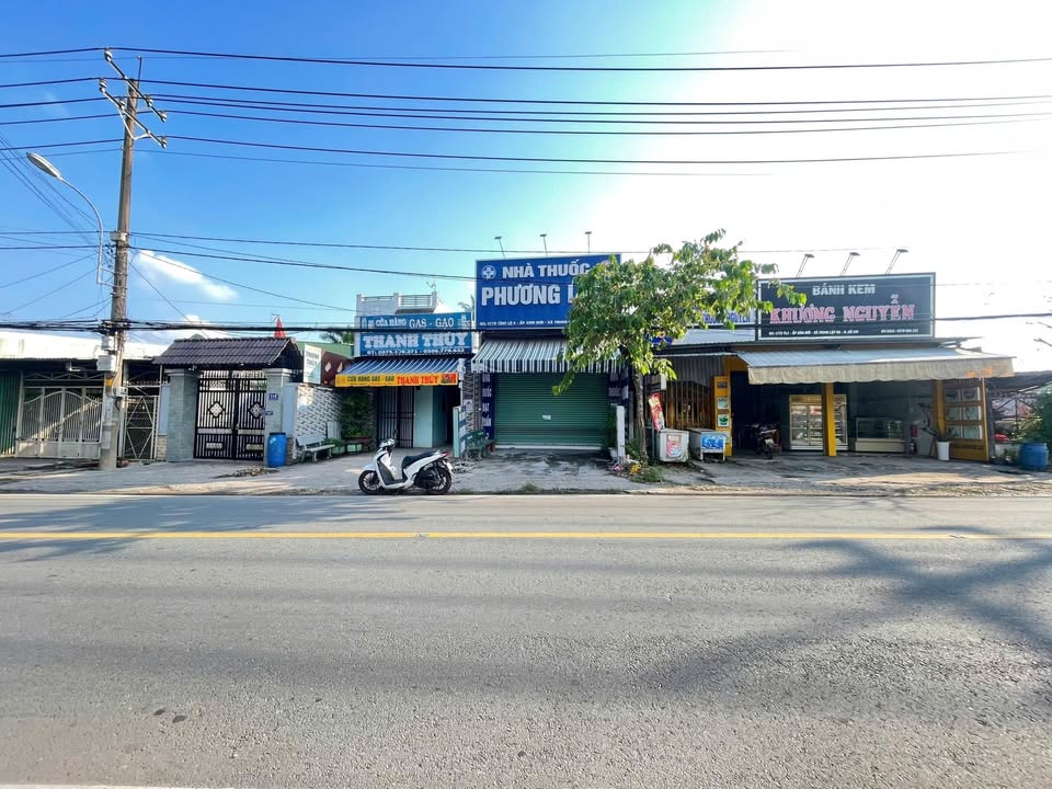 Nhà bán tại Tỉnh lộ 2, xã Trung Lập Hạ, 87m² - Vị trí kinh doanh lý tưởng!