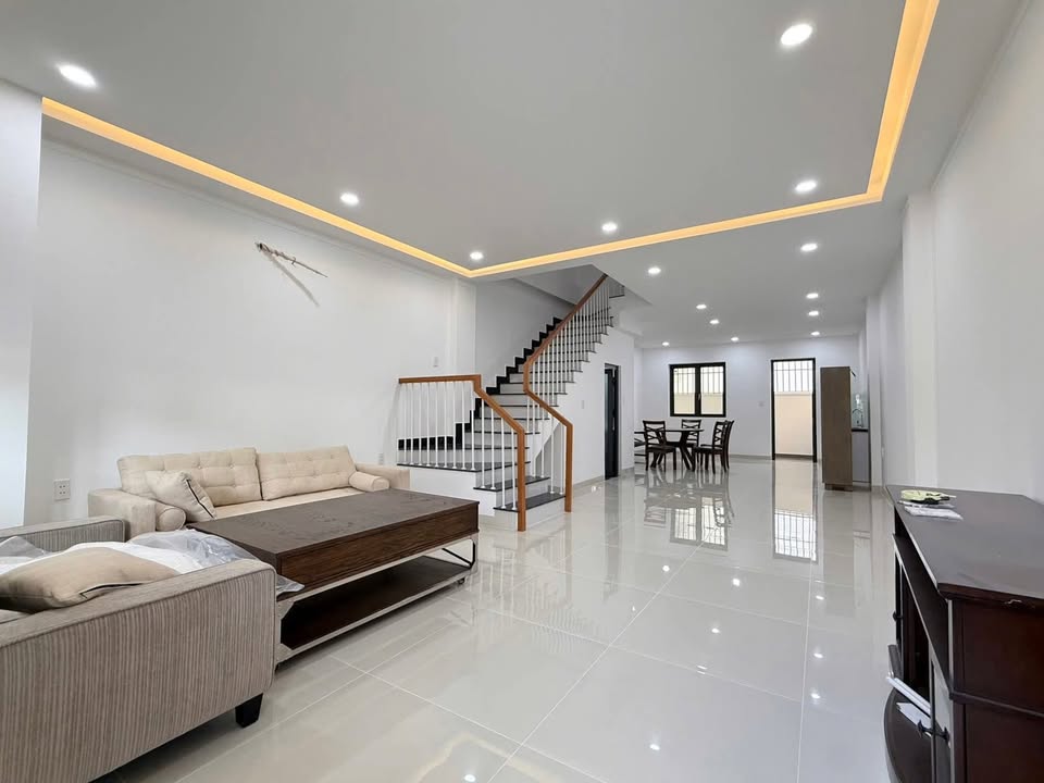 Nhà phố cho thuê tại Sun Casa Central Vĩnh Tân 2PN-3WC giá 12.5 triệu - Full nội thất sang trọng!