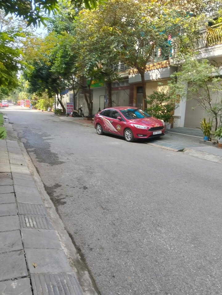 Nhà liền kề Tân Tây Đô 72m² giá chỉ 16 tỷ - Thiết kế hiện đại, sẵn sàng vào ở!