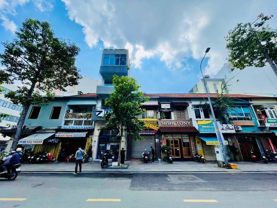 Nhà mặt tiền đường Nguyễn Công Trứ, Quận 1 - Diện tích 76m² - Cho thuê 70 triệu/tháng!