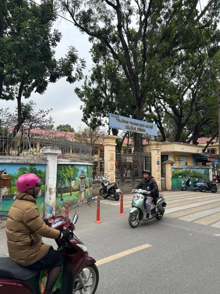 Đất lô góc Xuân Đỉnh 30m² giá thỏa thuận - Kinh doanh nhỏ thuận lợi!