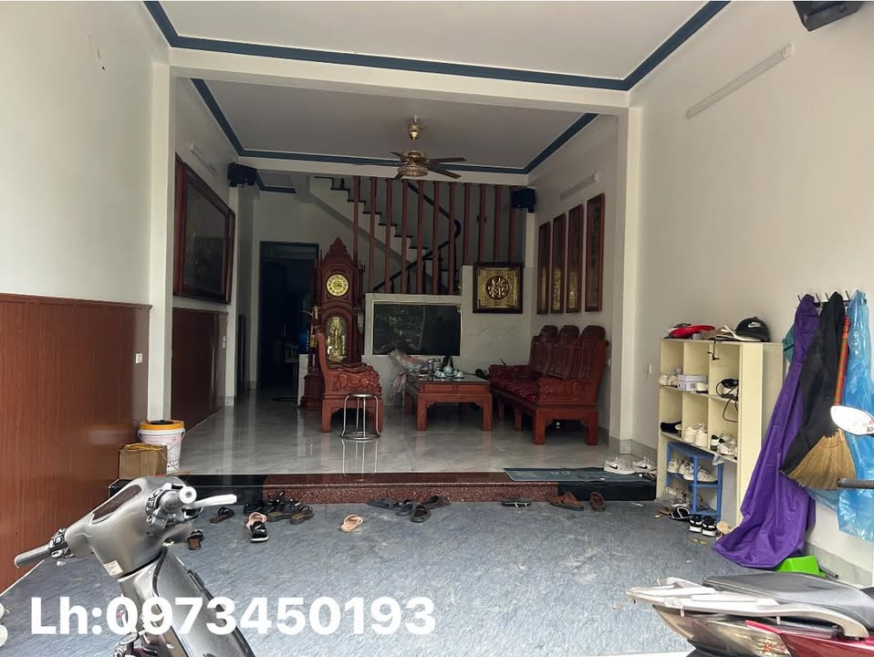 Nhà 3 tầng Tổ dân phố Tam Á, 66m² giá 3 tỷ - Thiết kế hiện đại, gần chợ