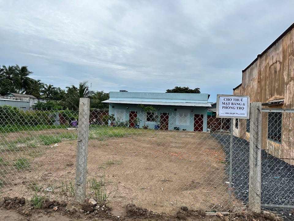 Cho thuê đất mặt tiền kinh doanh tại Gò Công Tây 240m² - Giá 6 triệu/tháng