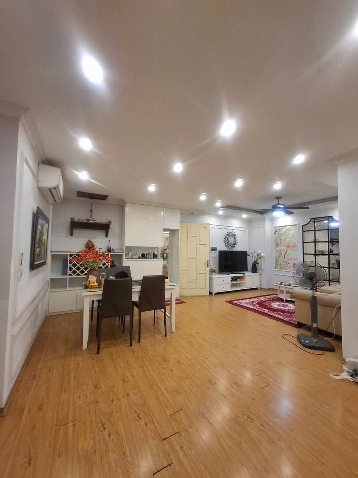 Căn hộ CT1A Tân Tây Đô Đan Phượng 80m² giá 4 tỷ - Nội thất đẹp, vào ở ngay!