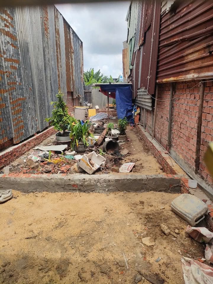 Đất nền Vĩnh Lộc A 80m² giá 1.55 tỷ - Mặt tiền 8m, giao thông thuận lợi!