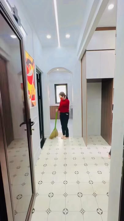 Căn hộ Tập thể Tân Mai 42m² giá 4.9 tỷ - Mặt tiền 8m, kinh doanh tốt!