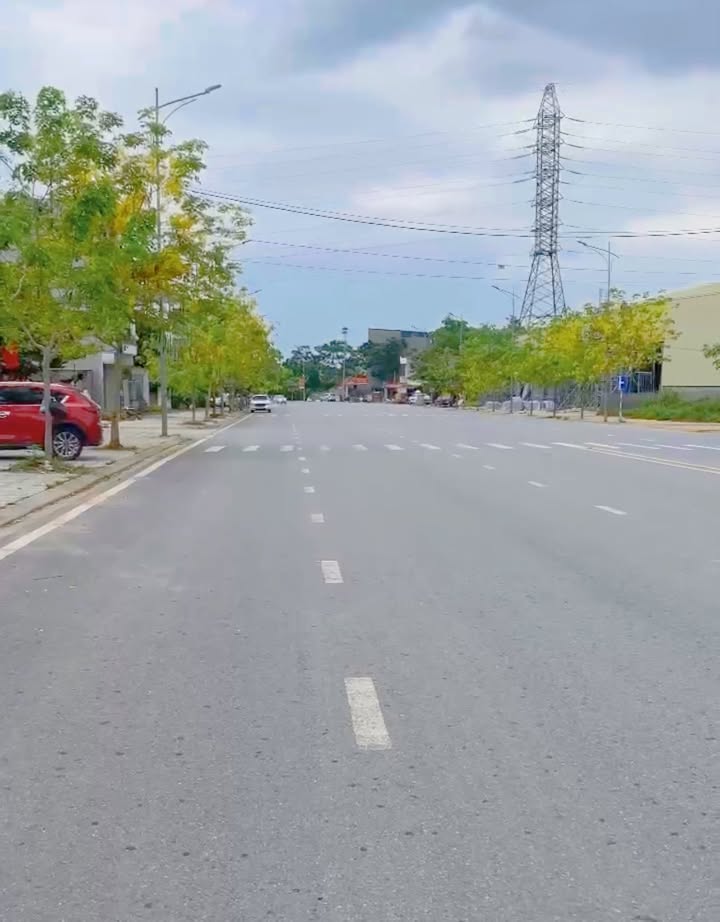 Đất nền kinh doanh Vân Phú 131m² giá 7 tỷ - Vị trí trung tâm tiềm năng!