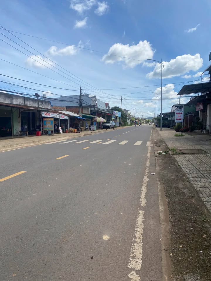 Đất nền Đức Trọng 200m² giá 1.5 tỷ - Sổ đỏ chính chủ, đầu tư sinh lời!