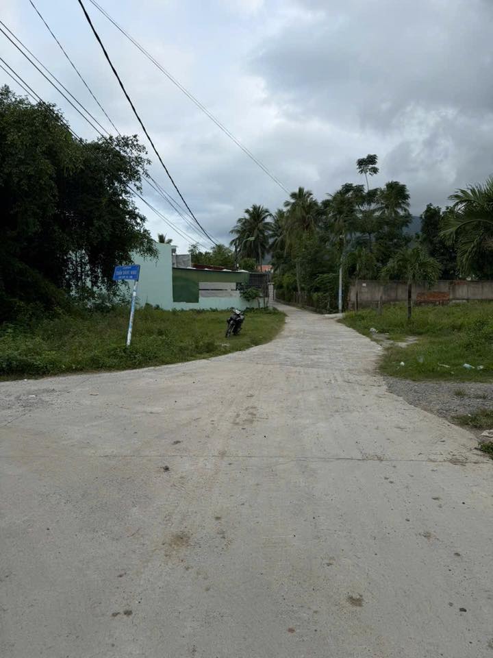 Đất nền xã Phước Đồng, Nha Trang 91m² giá 2.25 tỷ - Vị trí đắc địa, thuận lợi an cư!