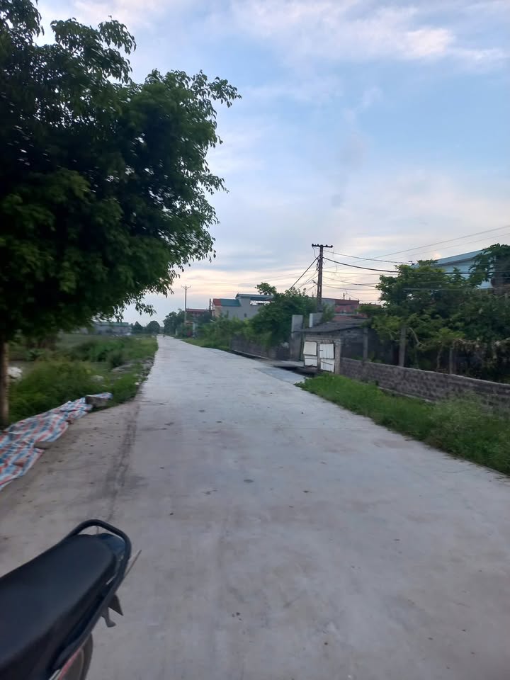 Đất thổ cư 127m² Thôn 7, xã Yên Quang - Chính chủ bán gấp!