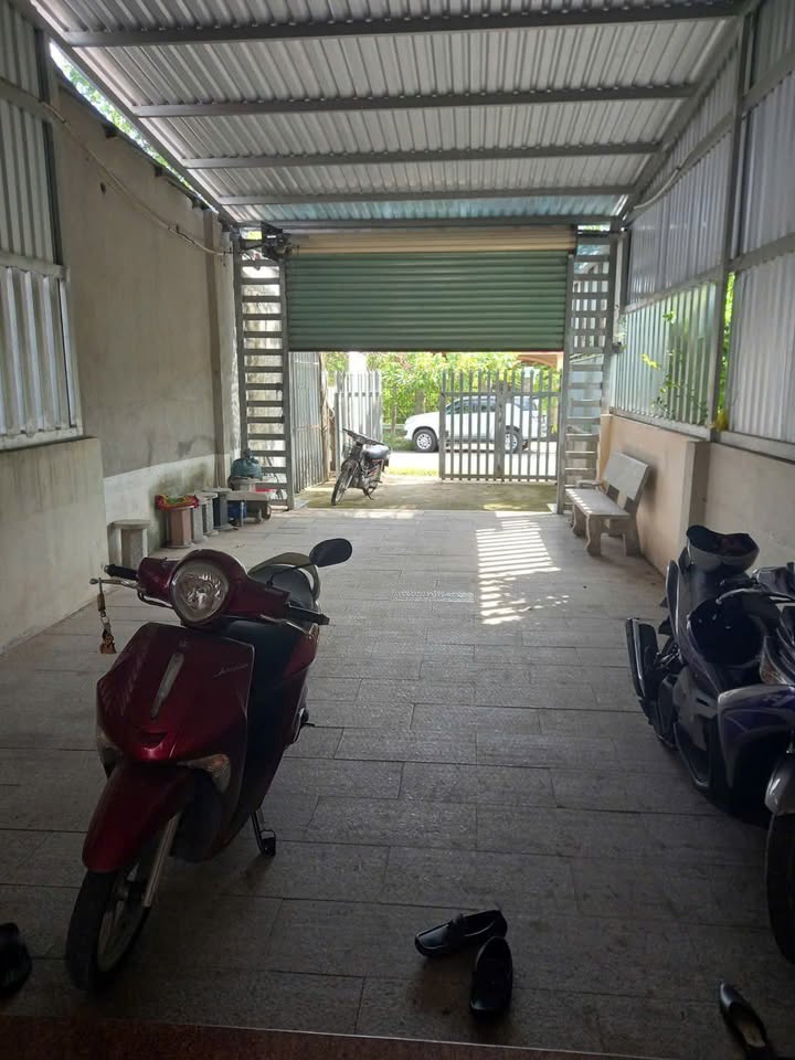 Nhà mặt tiền TL2, Củ Chi 200m² giá 2.9 tỷ - Thích hợp kinh doanh!